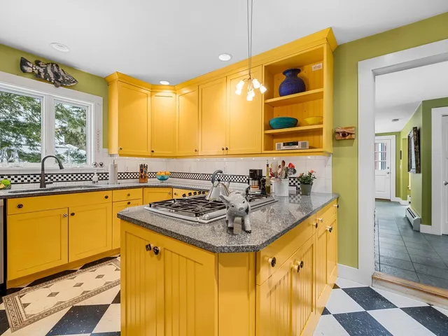 $995,000 | 27 Loomis Street, Montpelier, VT 05602