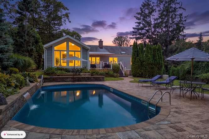 4 Woodleaf Court Cold Spring Harbor, NY 11724 - Photo 21 of 23 Gallery Image 21