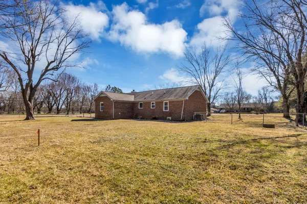 $390,000 | 437 Youree Road, Murfreesboro, TN 37127