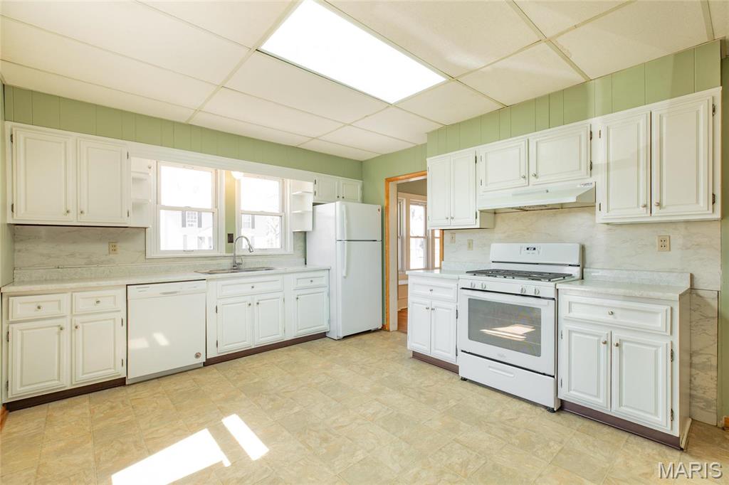 533 Locust Carrollton, IL 62016 - Photo 21 of 50