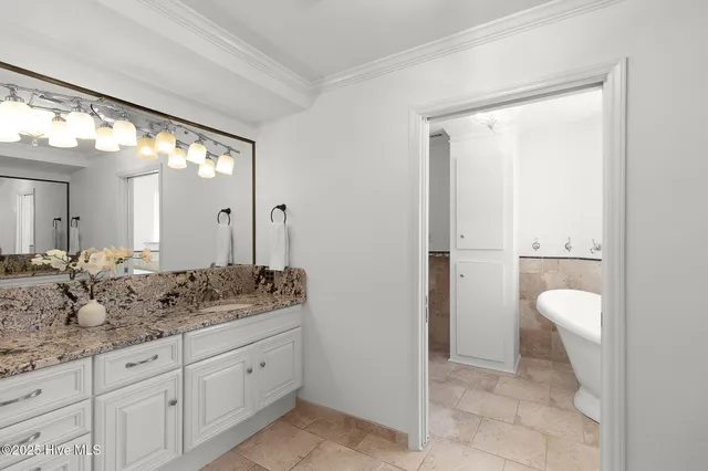 $1,999,900 | 5207 Webb Court, Morehead City, NC 28557