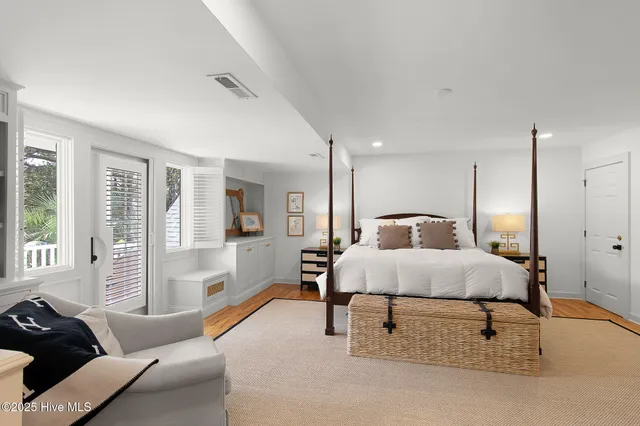 $1,999,900 | 5207 Webb Court, Morehead City, NC 28557