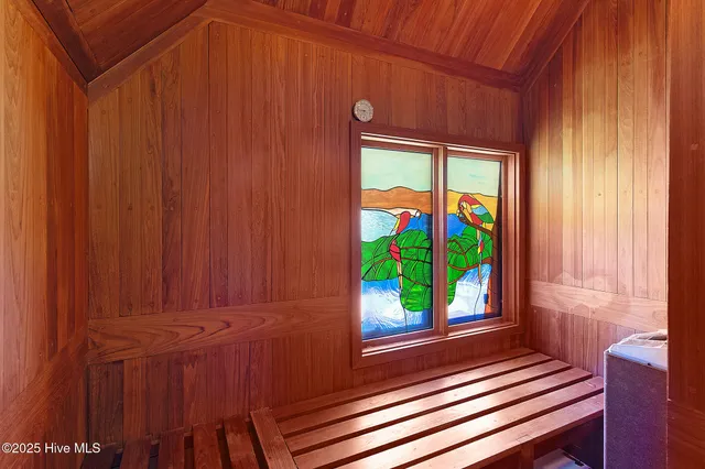 $1,999,900 | 5207 Webb Court, Morehead City, NC 28557