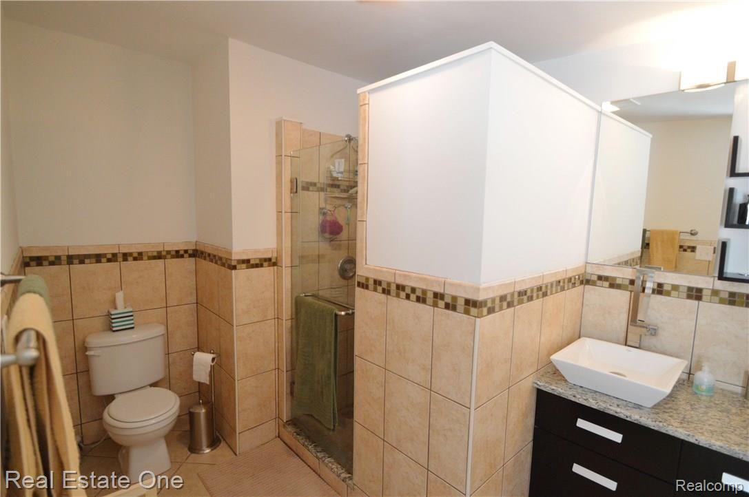2141 Franklin Road Berkley, MI 48072 - Photo 13 of 25 DSC_0045.jpg