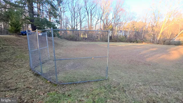 $2,050 | 10636 Montrose Avenue, Unit 201, Bethesda, MD 20814