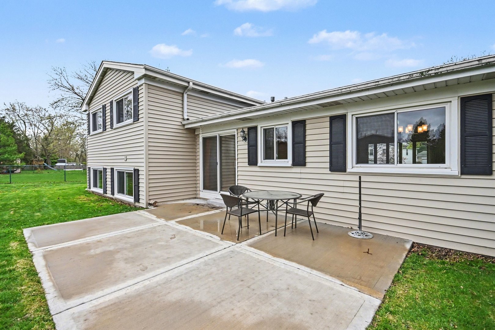 3941 Roslyn Road Downers Grove, IL 60515 - Photo 20 of 29