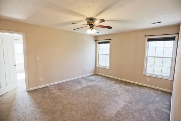 $1,925 | 3927 Stella Drive, Clarksville, TN 37040