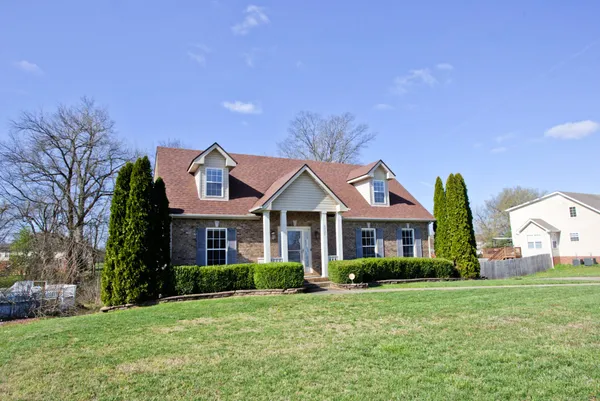 $1,925 | 3927 Stella Drive, Clarksville, TN 37040