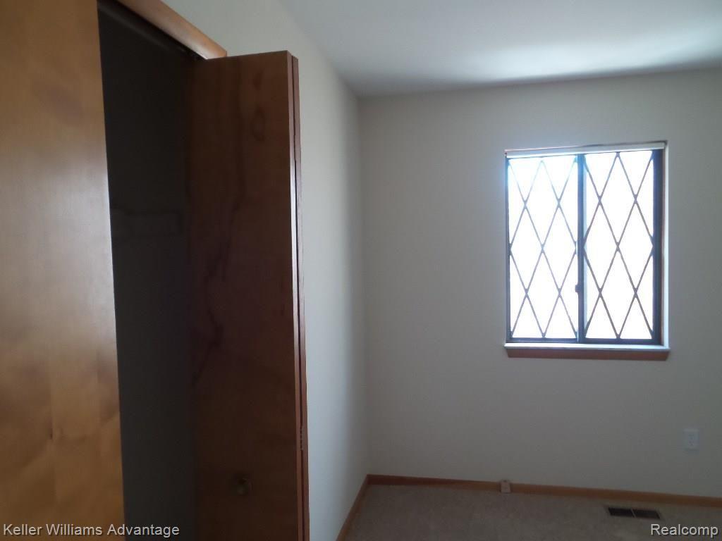 38548 Eight Mile Road Northville, MI 48167 - Photo 8 of 43