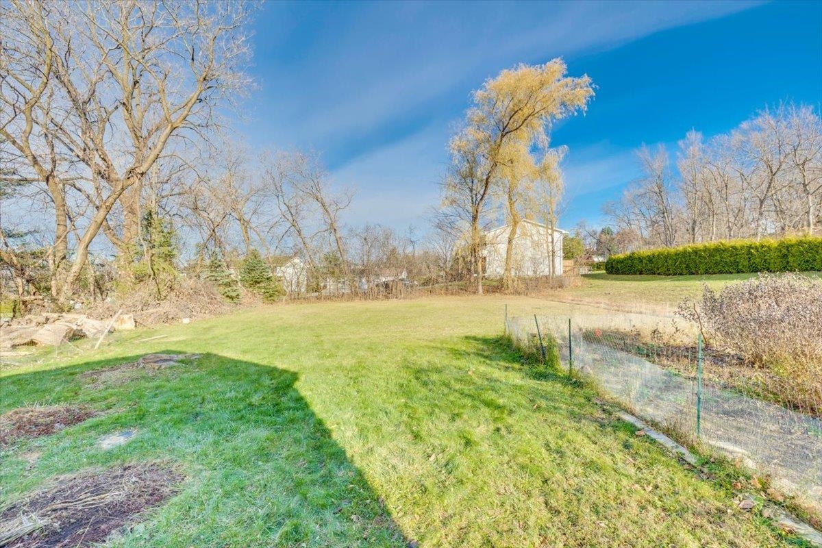 19 Lakeview Terrace St. Albans, VT 05478 - Photo 30 of 33