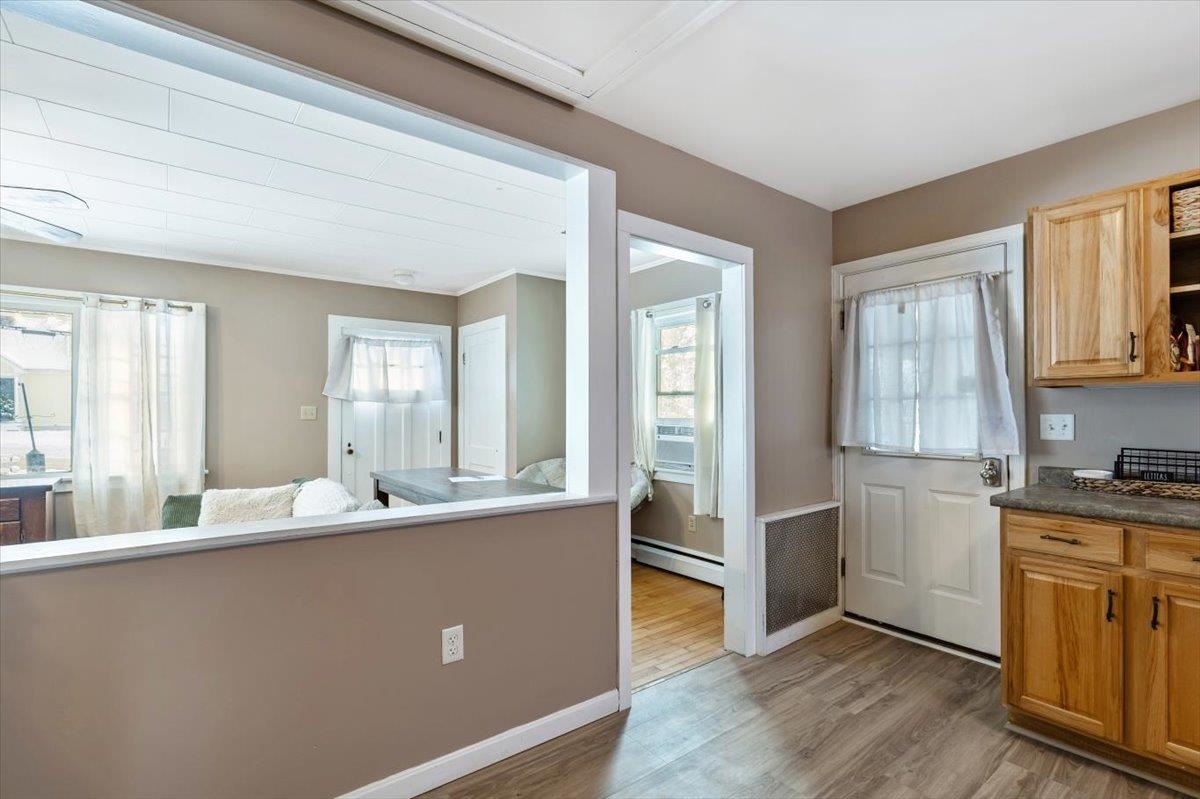 19 Lakeview Terrace St. Albans, VT 05478 - Photo 6 of 33