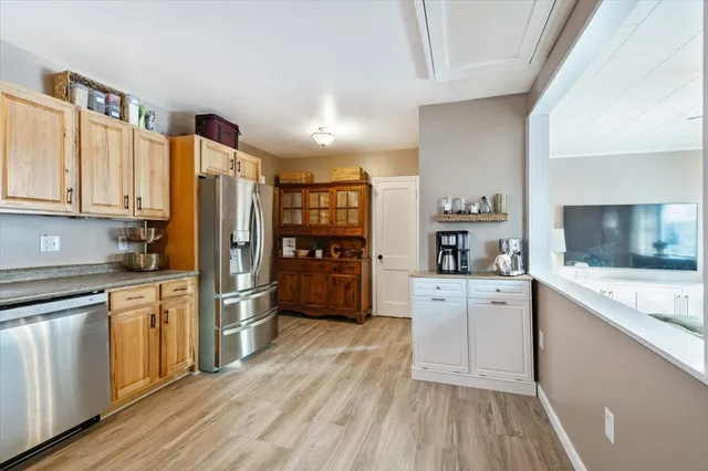 $350,000 | 19 Lakeview Terrace, St. Albans, VT 05478