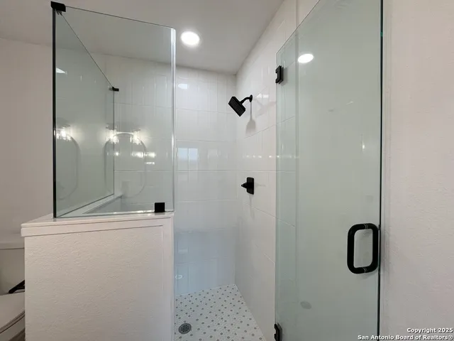 $1,800 | 2239 Burnet Street, San Antonio, TX 78202