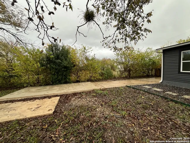 $1,800 | 2239 Burnet Street, San Antonio, TX 78202