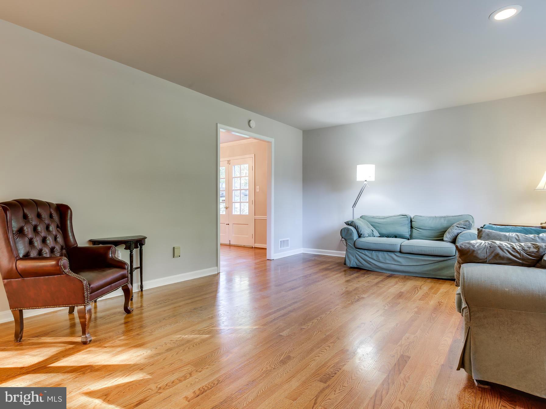 230 Springloch Road Silver Spring, MD 20904 - Photo 13 of 30 Living Room