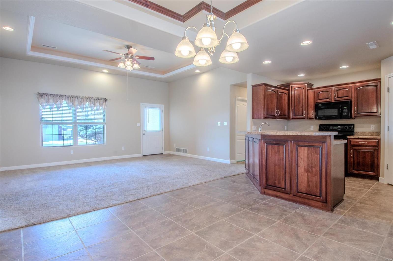 140 Venus Street Holts Summit, MO 65043 - Photo 7 of 25
