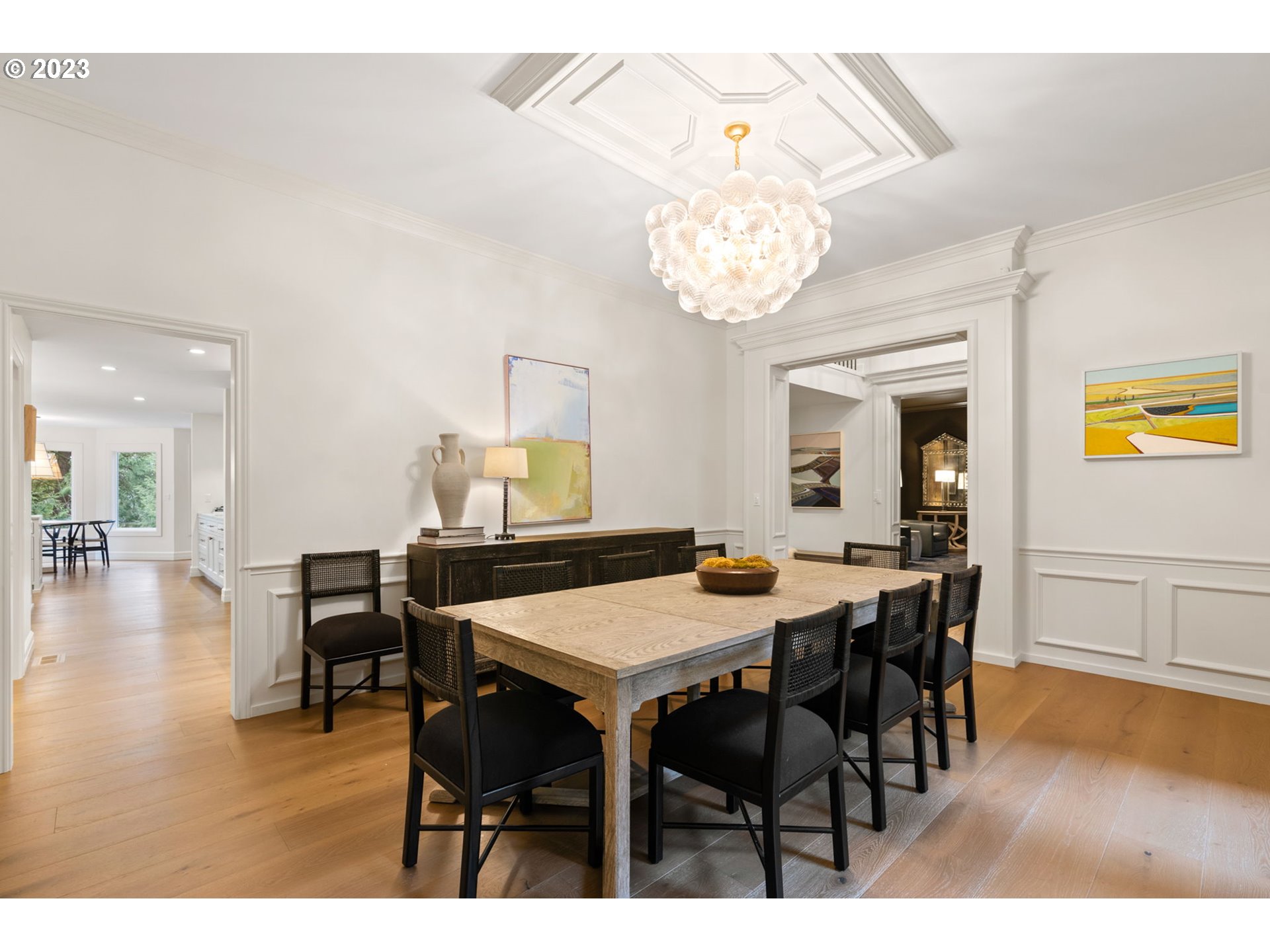 1991 South Palatine Hill Road Portland, OR 97219 - Photo 7 of 48 a view of a dining room with furniture and wooden floor