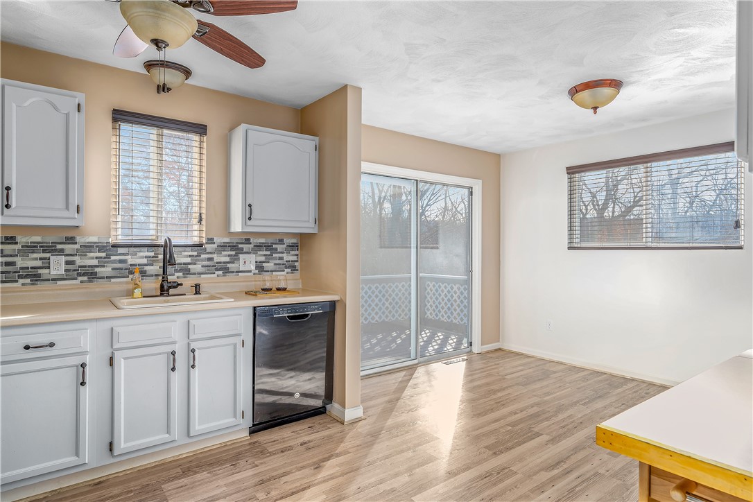 37 Carr's Lane Warwick, RI 02886 - Photo 7 of 17