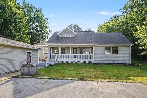$325,000 | 43479 Van Auken Drive, Bangor, MI 49013
