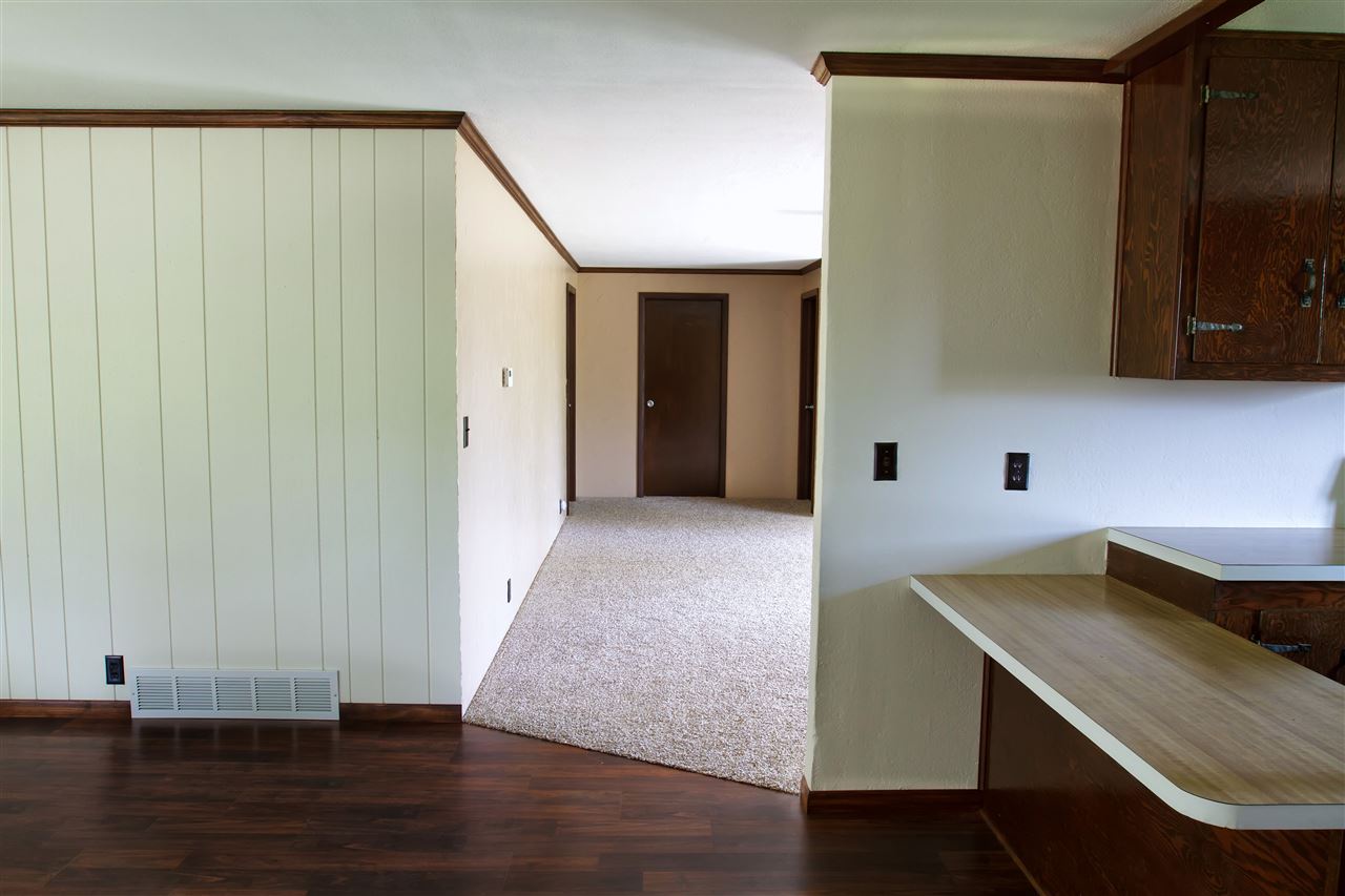 1731 South Shepherd Road Mount Pleasant, MI 48858 - Photo 8 of 29 1818150-7.JPG