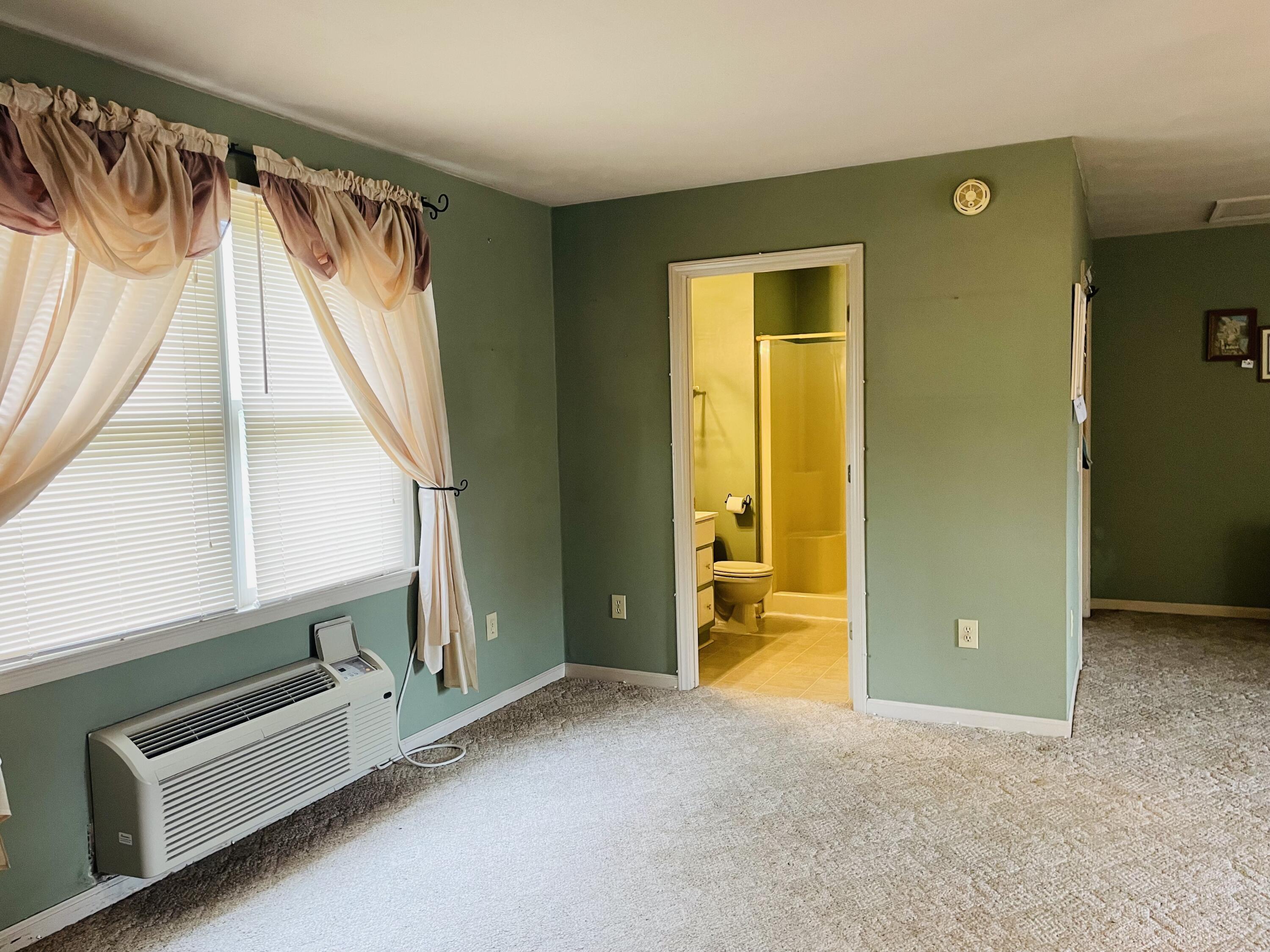 1035 Oyler Road Hardy, VA 24101 - Photo 7 of 70 Addition:AC:bath-Oyler