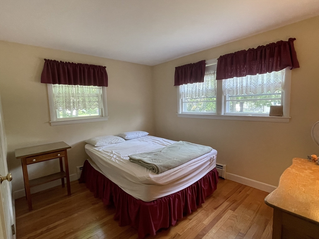 34 Millbrook Road Beverly, MA 01915 - Photo 12 of 42