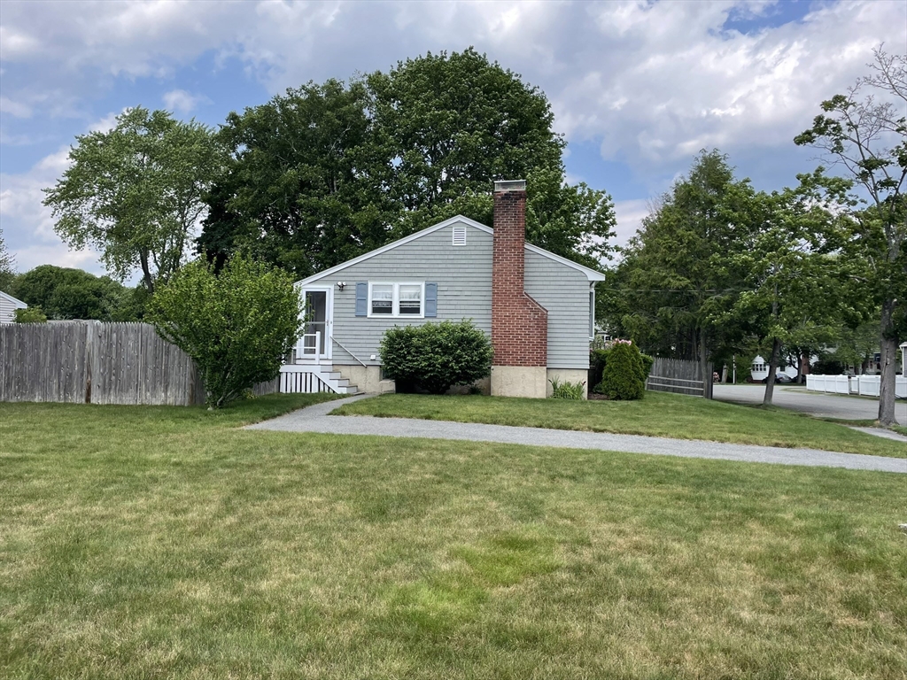 34 Millbrook Road Beverly, MA 01915 - Photo 40 of 42