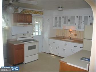 805 Elkton Road Newark, DE 19711 - Photo 2 of 8 Gallery Image 2