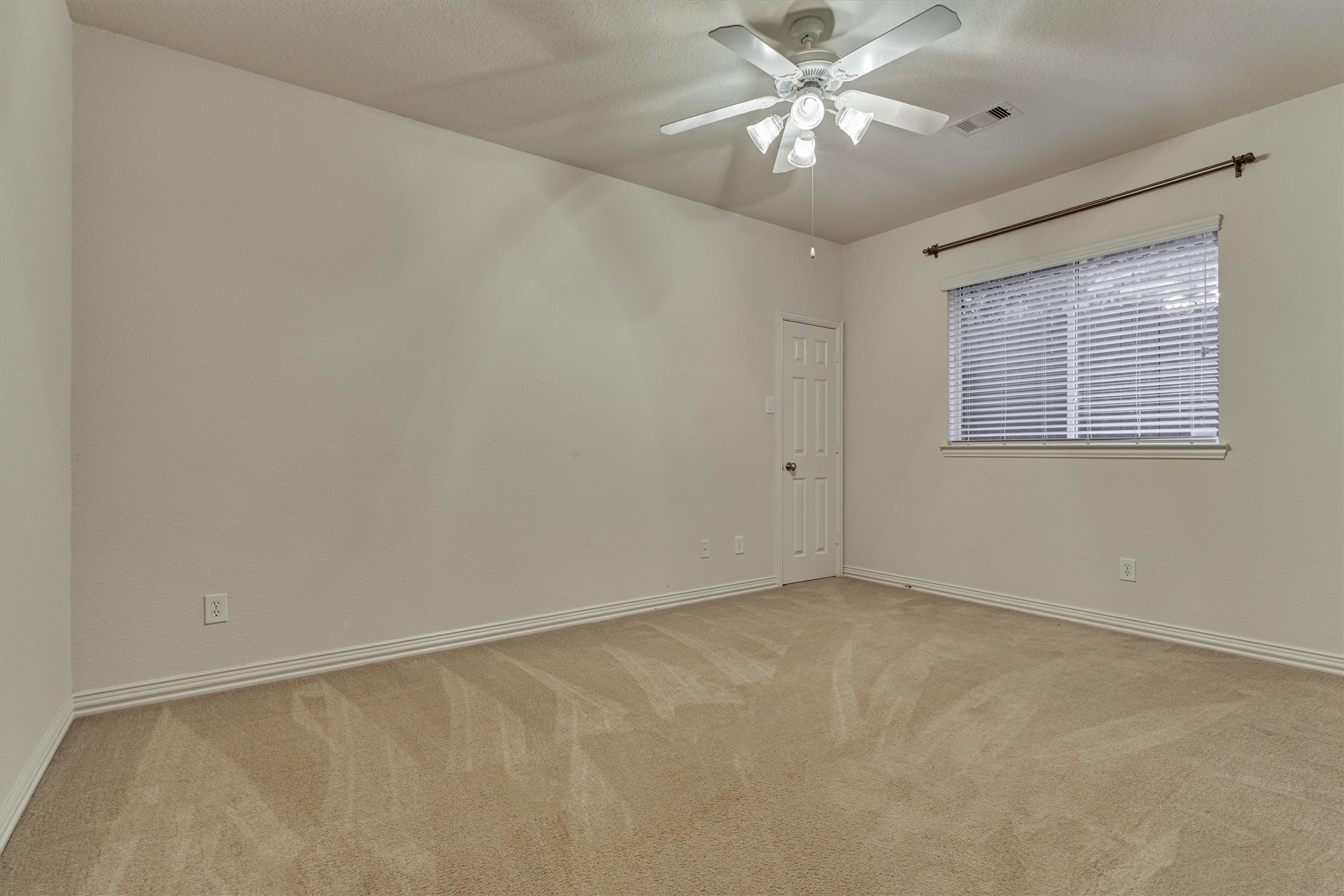 1608 Beau Rivage Drive Conroe, TX 77304 - Photo 35 of 49
