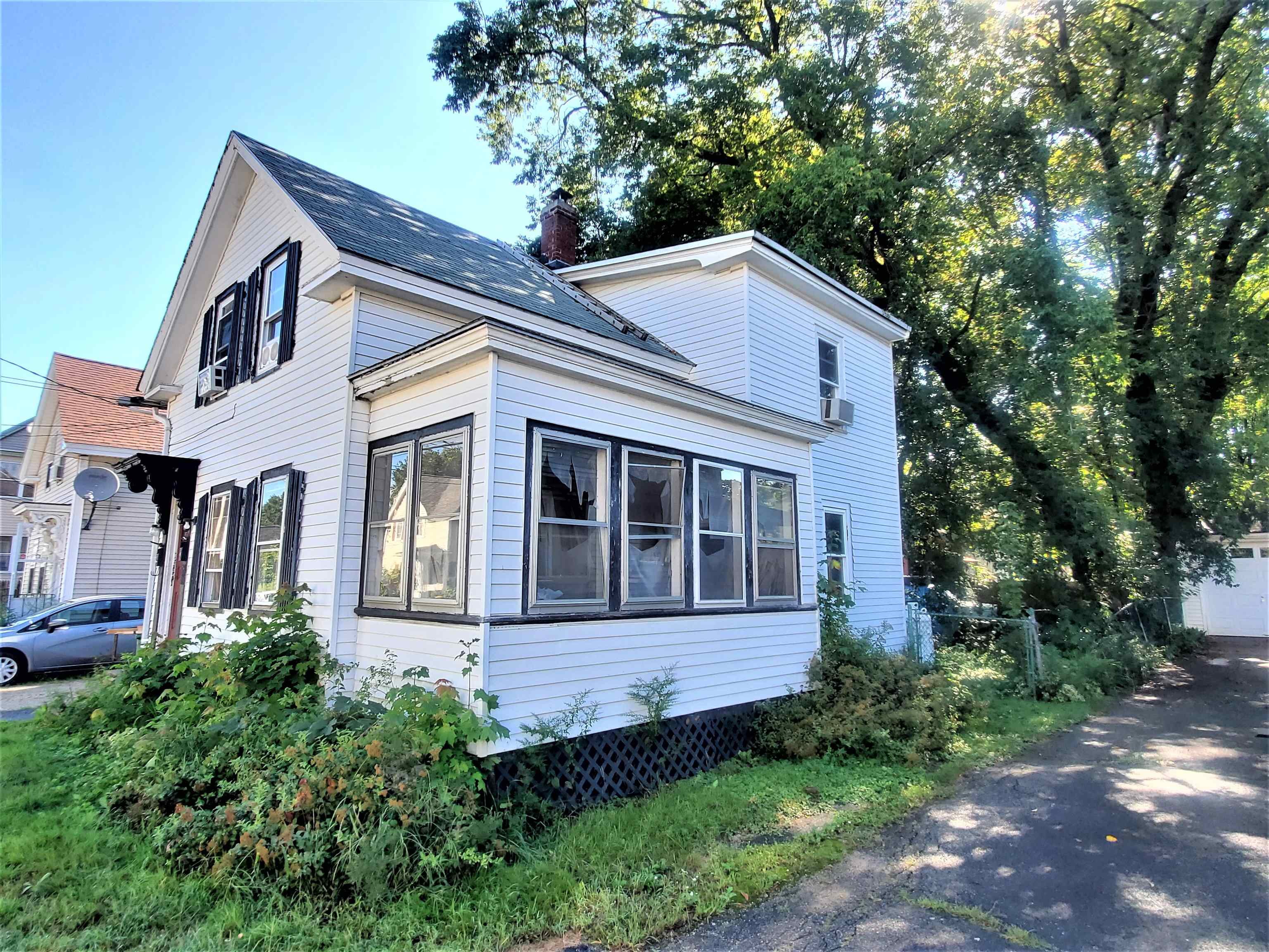 34 Pine Street Rochester, NH 03867 - Photo 2 of 16