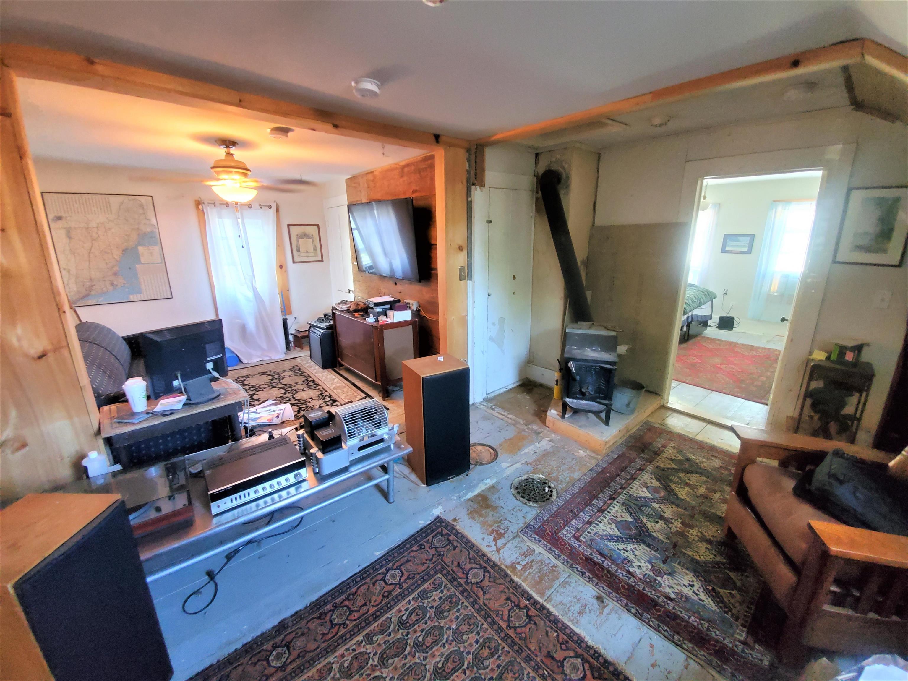 34 Pine Street Rochester, NH 03867 - Photo 11 of 16