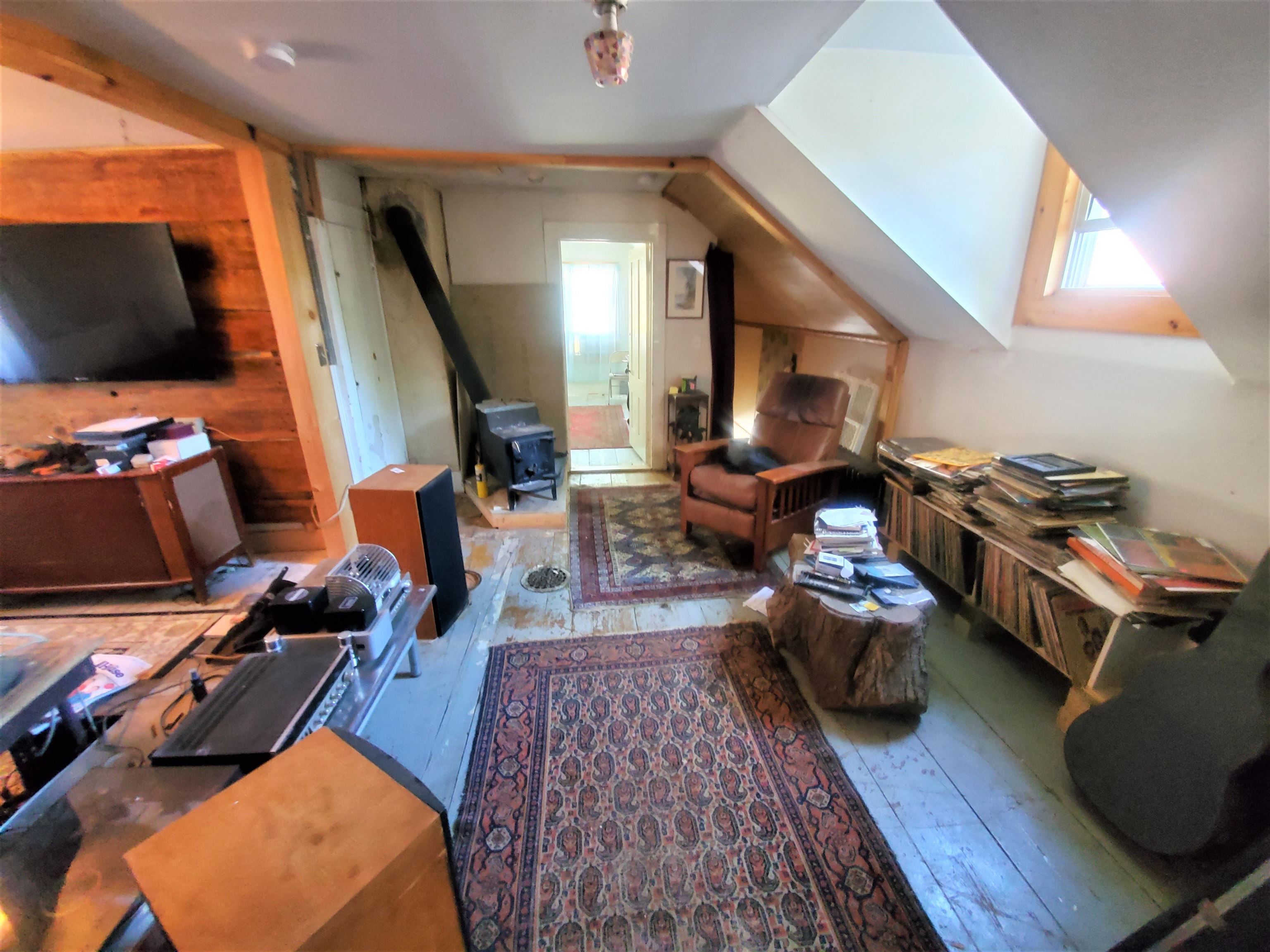 34 Pine Street Rochester, NH 03867 - Photo 10 of 16