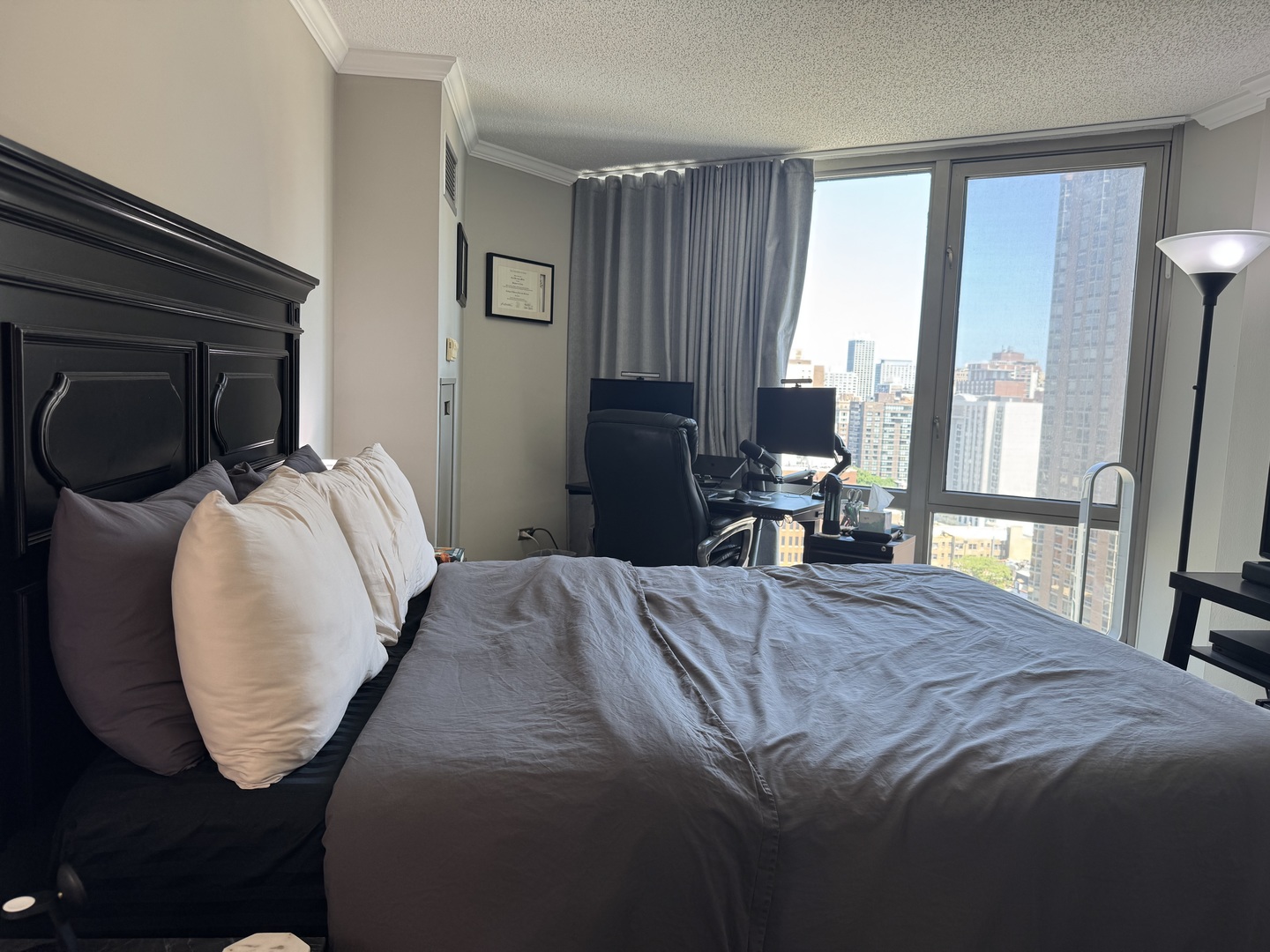 111 West Maple Street, Unit 1501 Chicago, IL 60610 - Photo 11 of 17