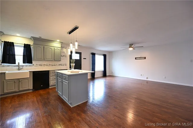 $228,000 | 3926 Carver Street, New Albany, IN 47150