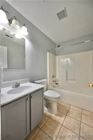 $228,000 | 3926 Carver Street, New Albany, IN 47150