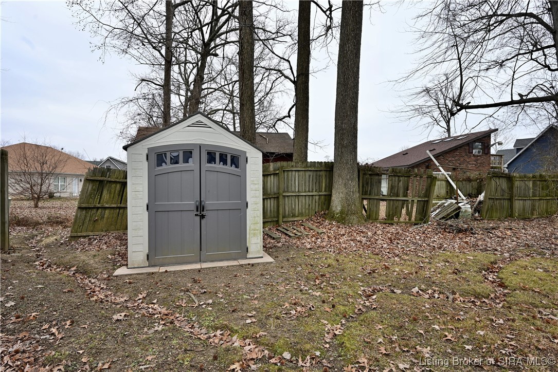 3926 Carver Street New Albany, IN 47150 - Photo 28 of 32