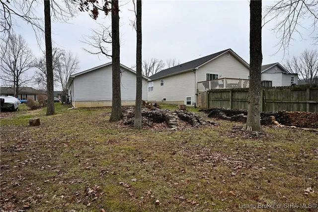 $228,000 | 3926 Carver Street, New Albany, IN 47150