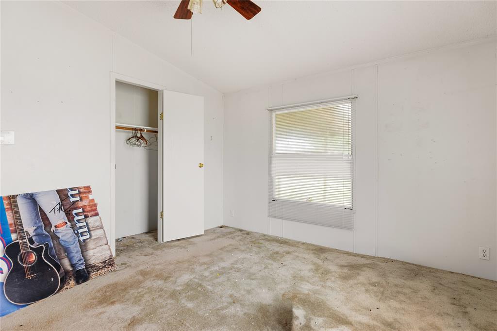 1413 Water Well Road Lorena, TX 76655 - Photo 18 of 22