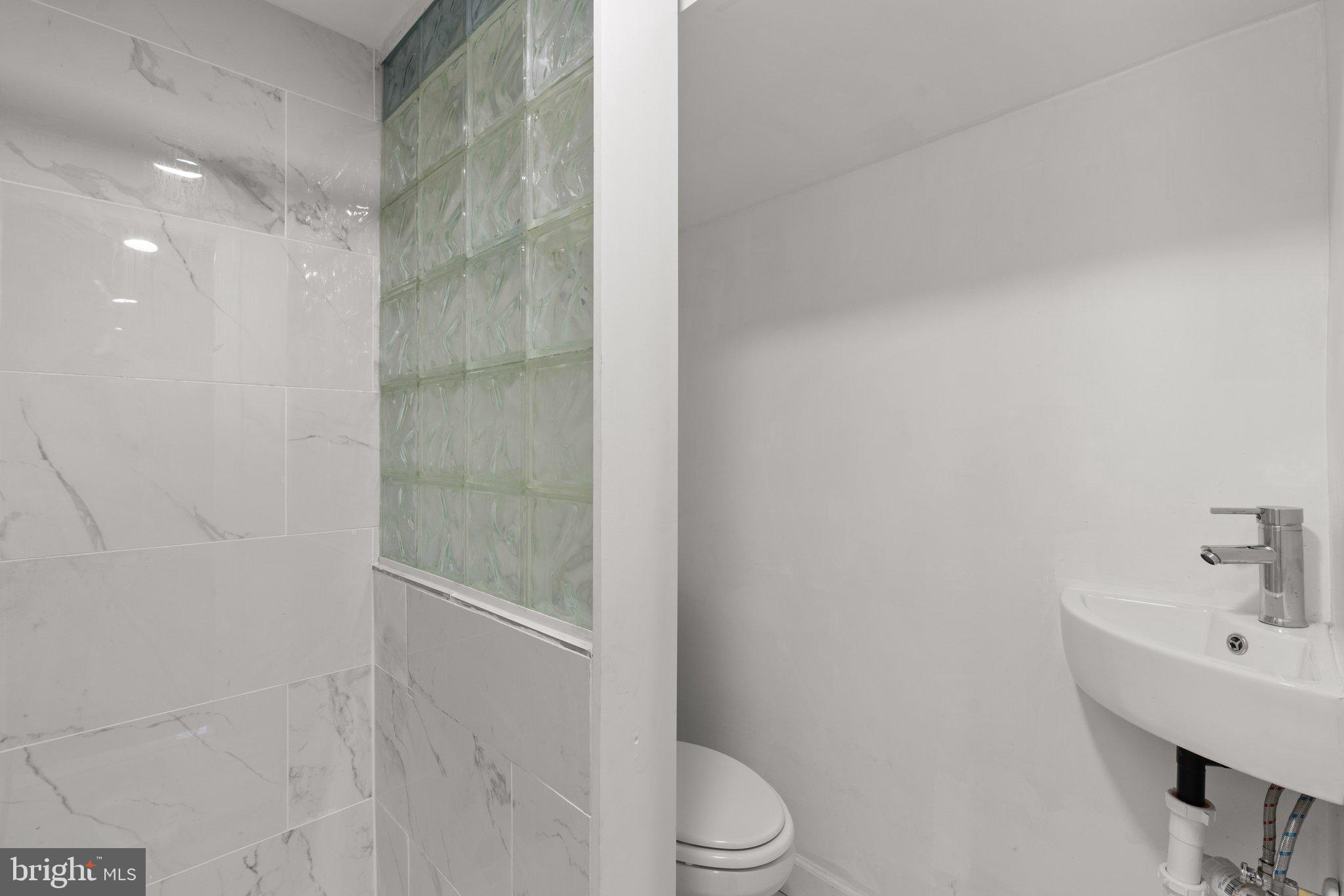 3711 Flowerton Road Baltimore, MD 21229 - Photo 23 of 32 Gallery Image 23