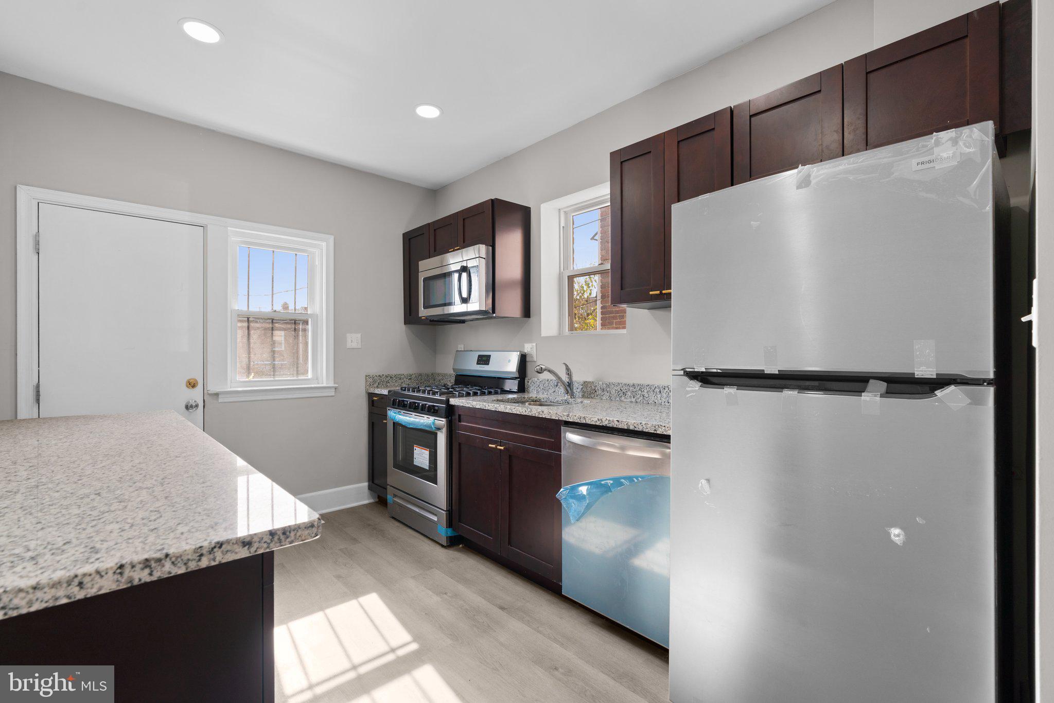 3711 Flowerton Road Baltimore, MD 21229 - Photo 7 of 32 Gallery Image 7