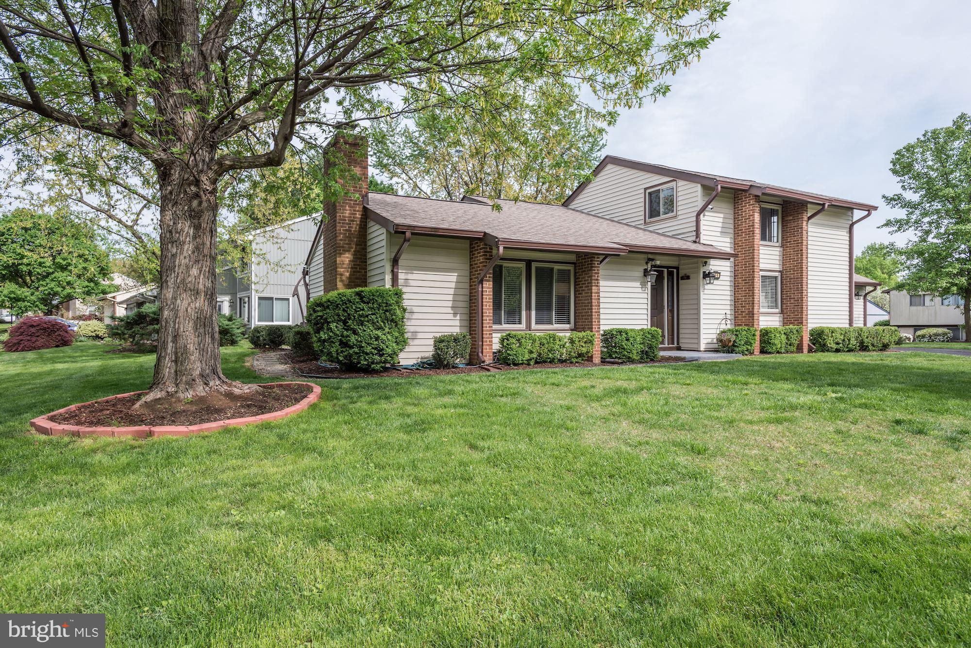 104 South Cottage Road Sterling, VA 20164 - Photo 1 of 43 Gallery Image 1