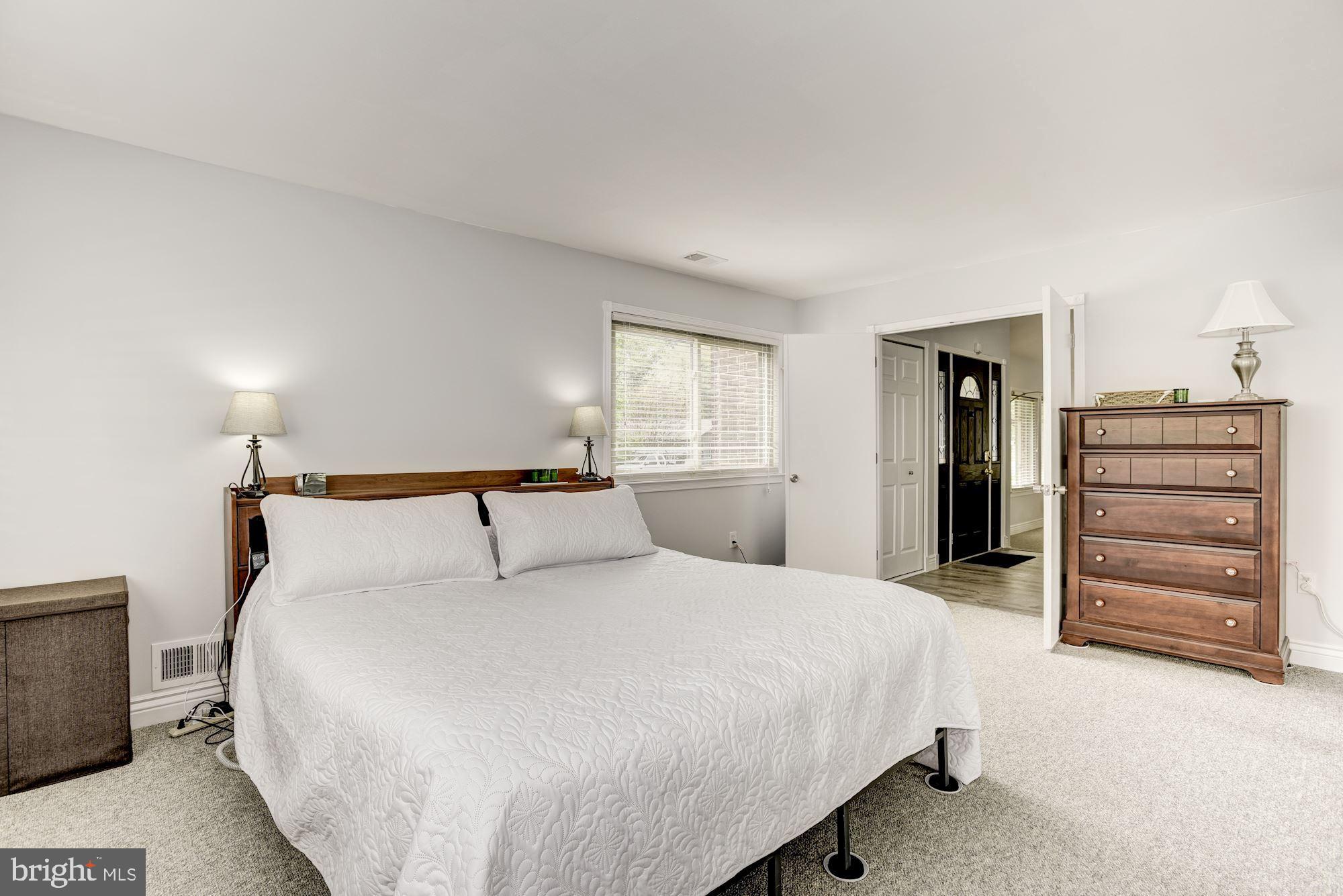 104 South Cottage Road Sterling, VA 20164 - Photo 22 of 43 Gallery Image 22