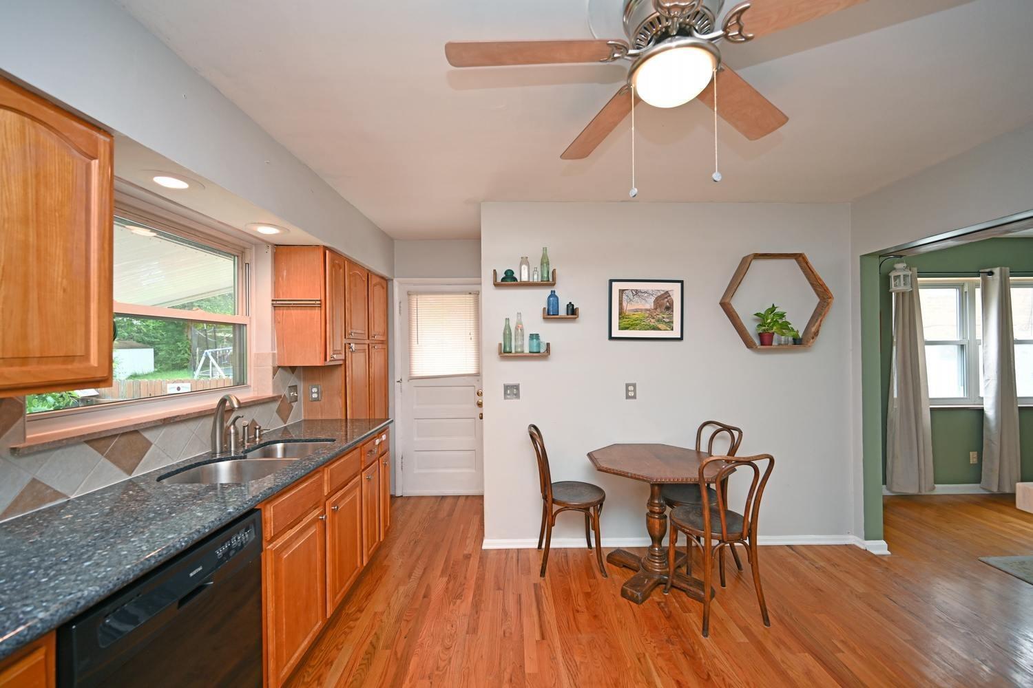 517 Rentz Place Cincinnati, OH 45238 - Photo 11 of 33 Gallery Image 11