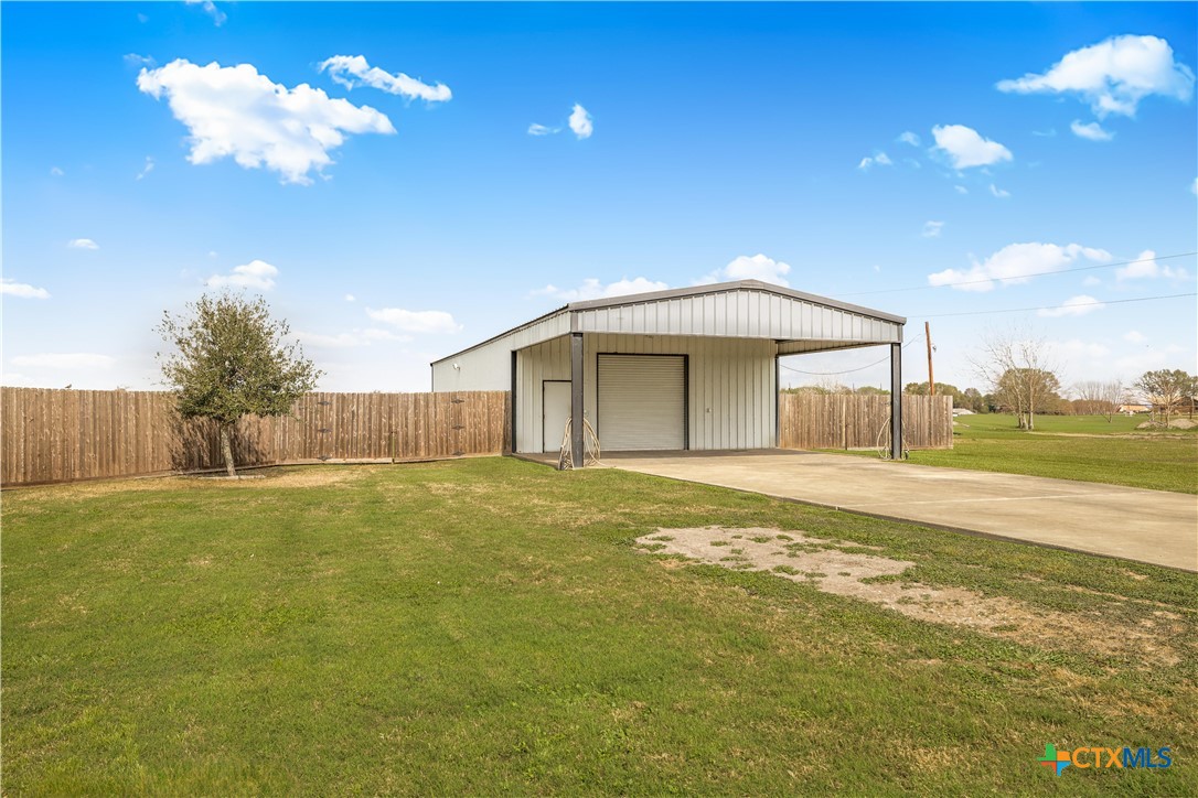 1118 East Maxwell Ditch Road Port Lavaca, TX 77979 - Photo 6 of 36