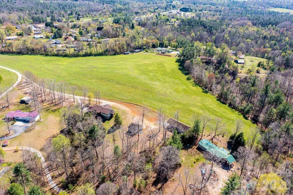 $650,000 | 3855 Angelic Way, Lenoir, NC 28645