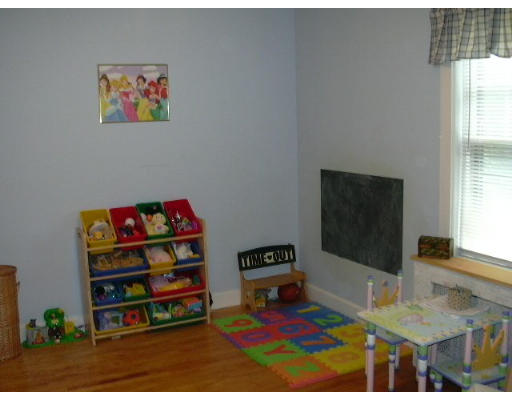 52 Varnum Road Dracut, MA 01826 - Photo 7 of 8 Gallery Image 7