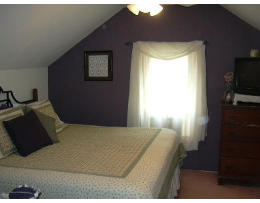 52 Varnum Road Dracut, MA 01826 - Photo 8 of 8 Gallery Image 8