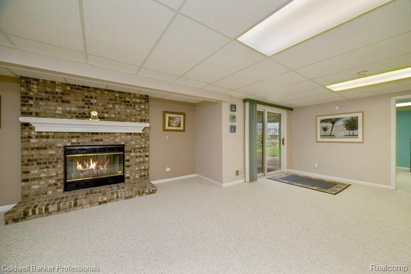2211 South Shore Court Rochester Hills, MI 48307 - Photo 32 of 48