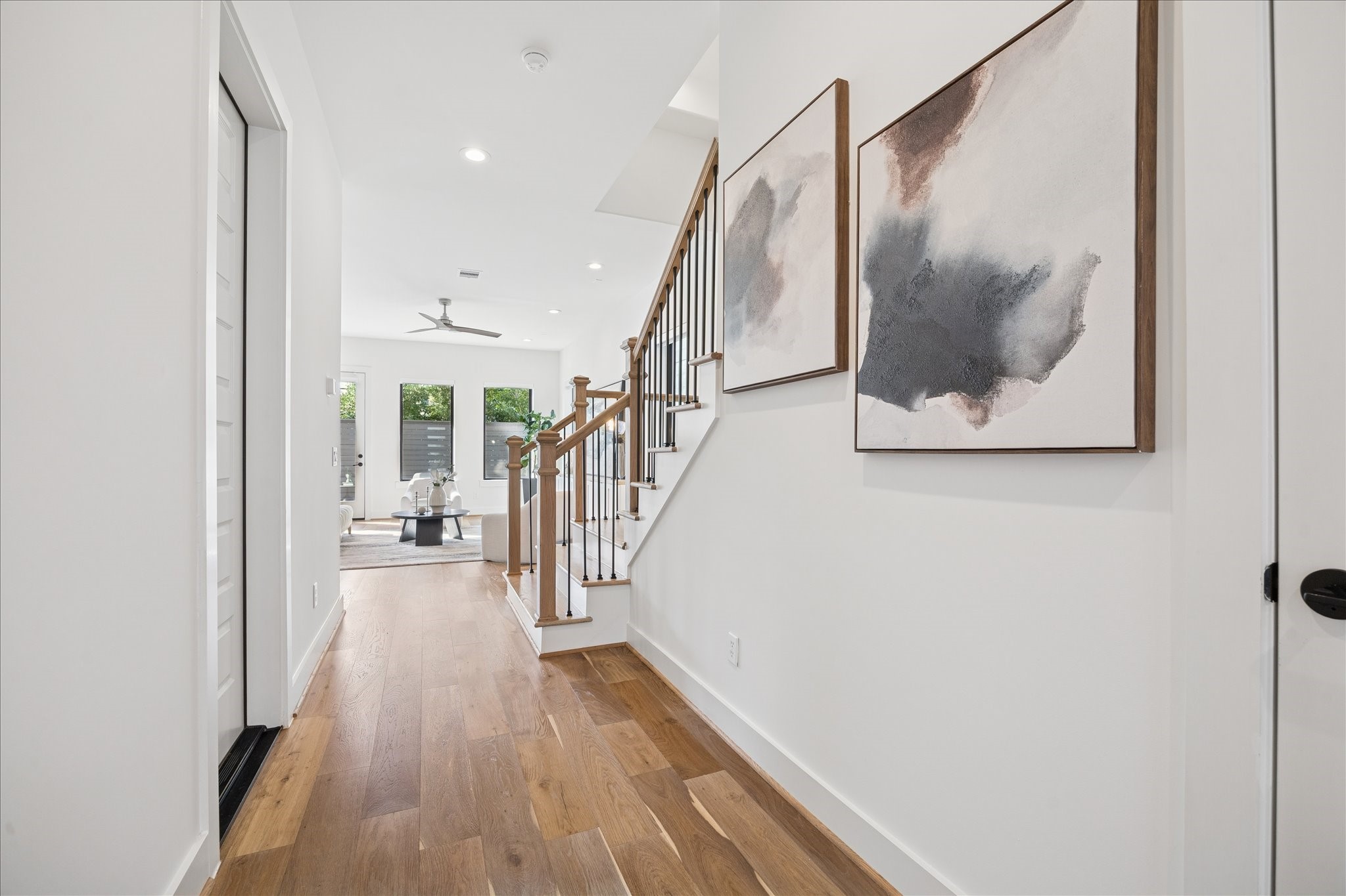 1739 Ojeman Point Lane Houston, TX 77055 - Photo 16 of 35 Welcoming foyer with clean and a bright, open feel that immediately sets the tone.