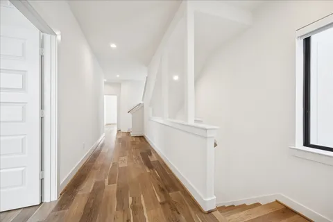 $725,000 | 1739 Ojeman Point Lane, Houston, TX 77055